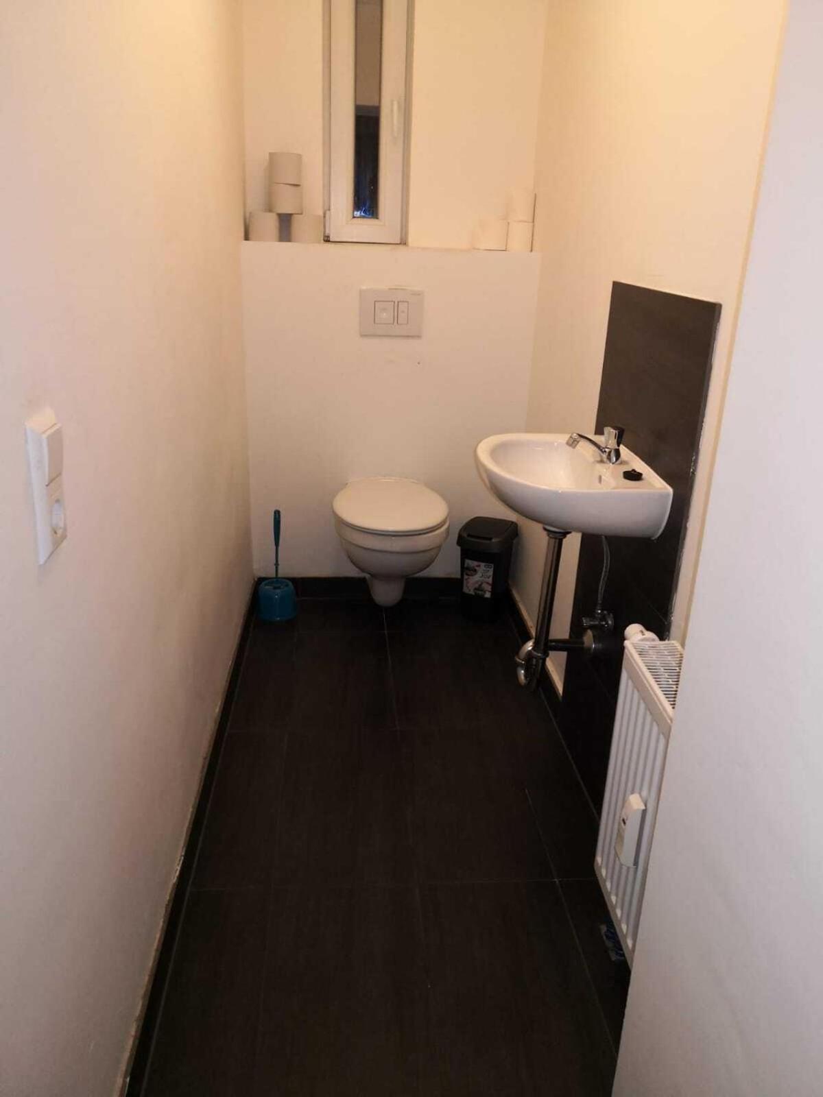 Halle  Hostel Im Medizinerviertel מראה חיצוני תמונה