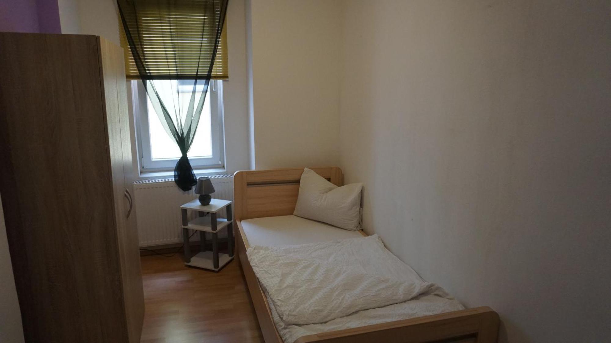 Halle  Hostel Im Medizinerviertel מראה חיצוני תמונה