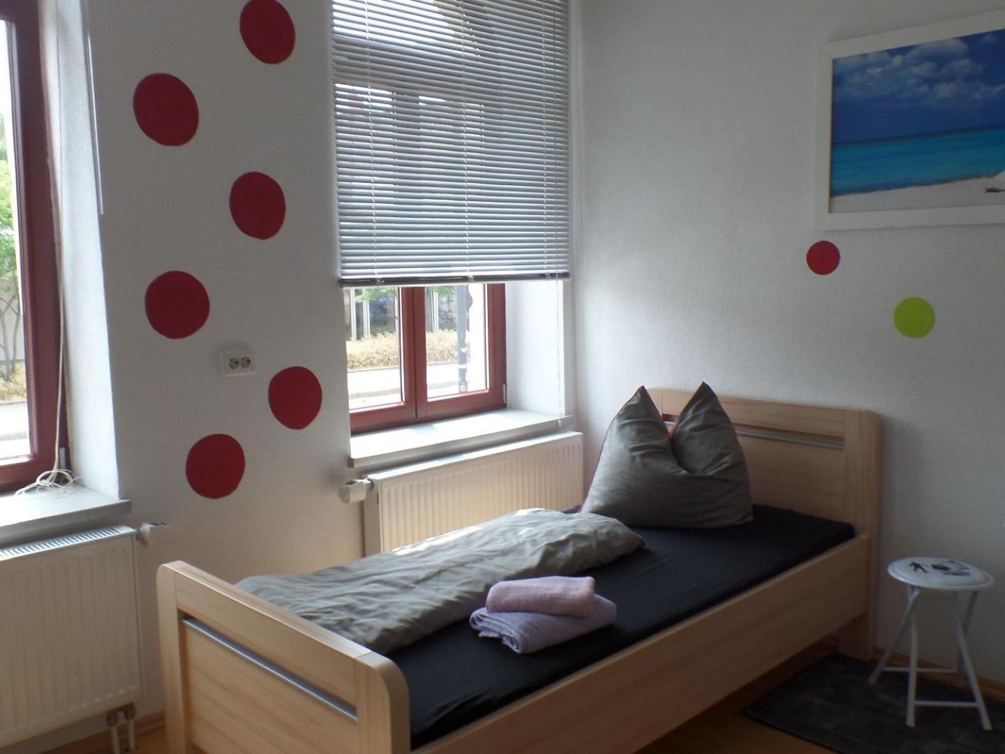 Halle  Hostel Im Medizinerviertel חדר תמונה