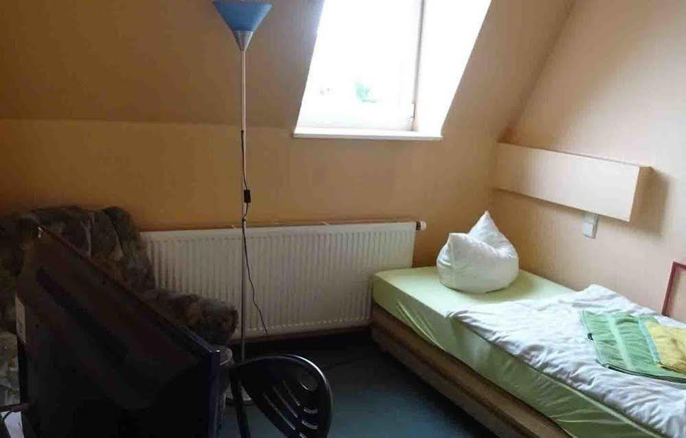 Halle  Hostel Im Medizinerviertel מראה חיצוני תמונה